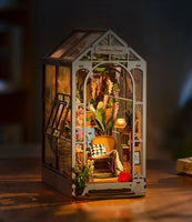 Rolife Holiday Garden House DIY Book Nook Kit
